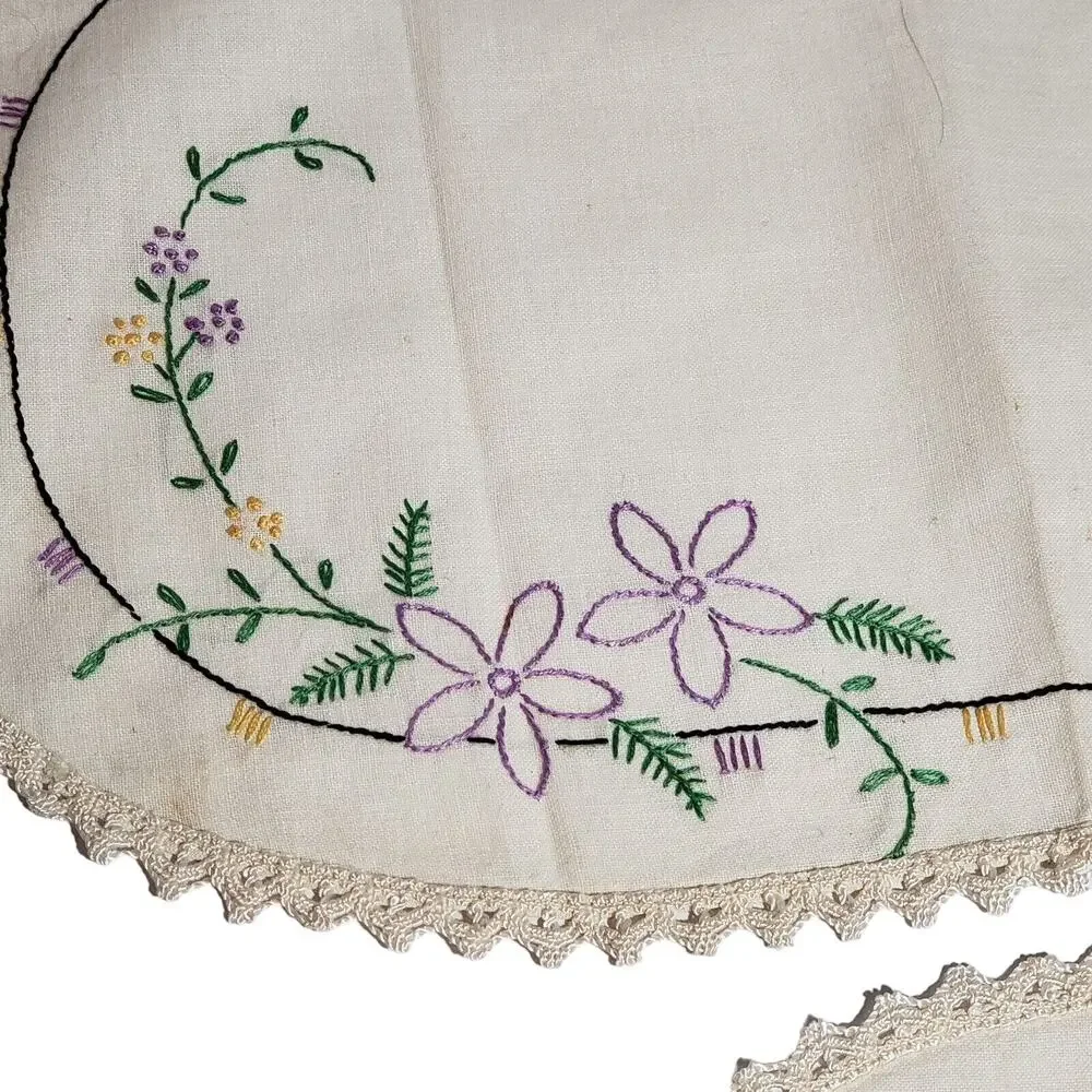 VTG TABLE RUNNERS SET OF 2 PURPLE FLOWER EMBROIDERED DRESSER SCARF ESTATE VANITY